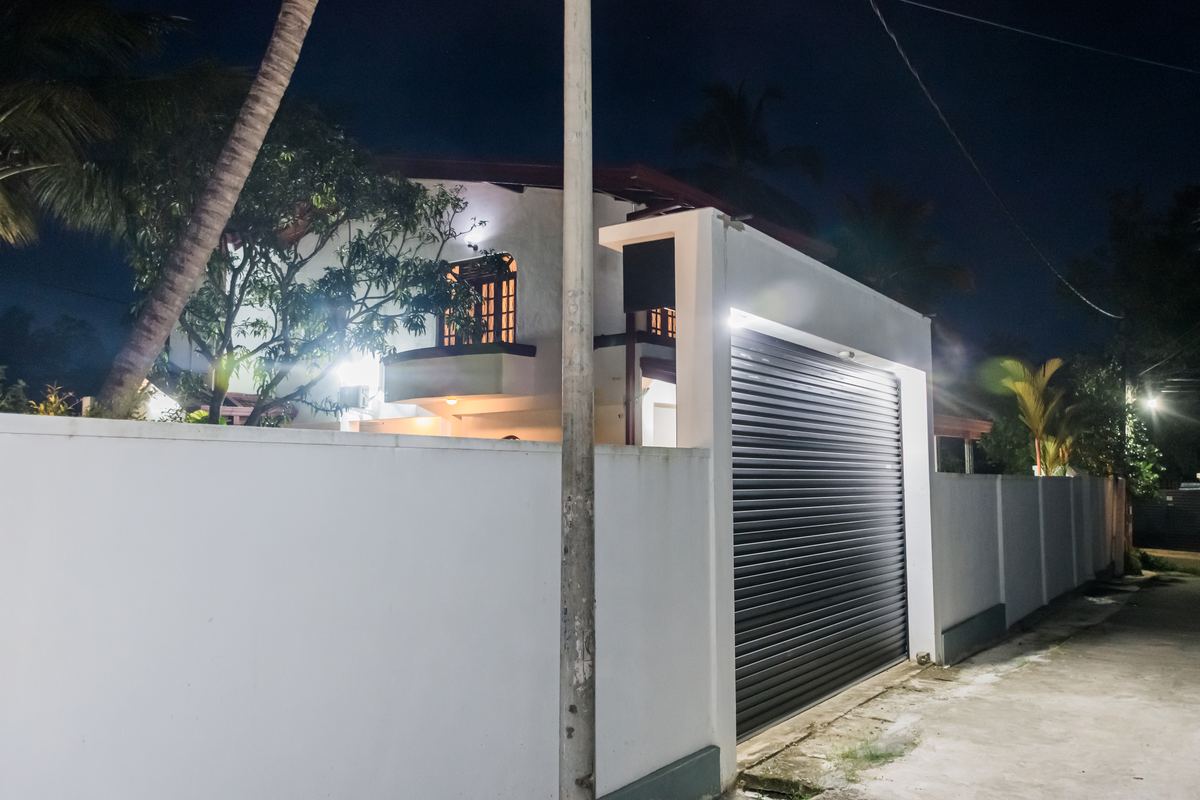 Side view of Ja-Ela Serenity Villa